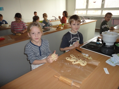 2013 Dambedeibäckerei Klasse 2b