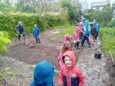 2019 Gartenarbeit 04